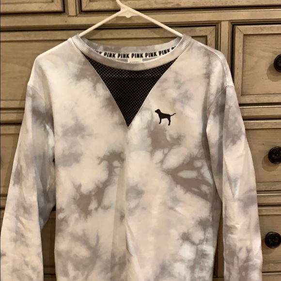 PINK Victoria's Secret Tops - PINK Crew top